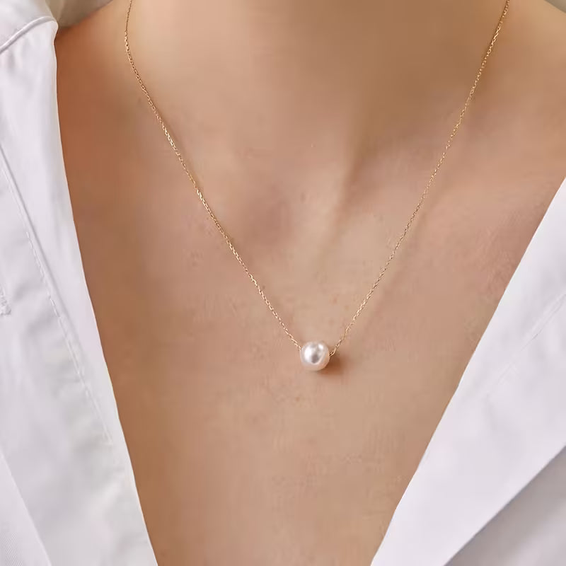 Elegant Golden Alloy Necklace